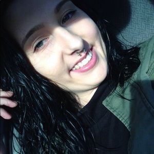 Meet your Posher, Brittany